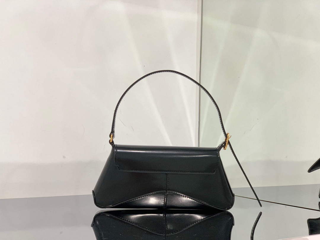 Balenciaga 695645 Women’s XX Small Flap Bag Black Balenciaga 695645 Women’s Xx Small Flap Bag Black