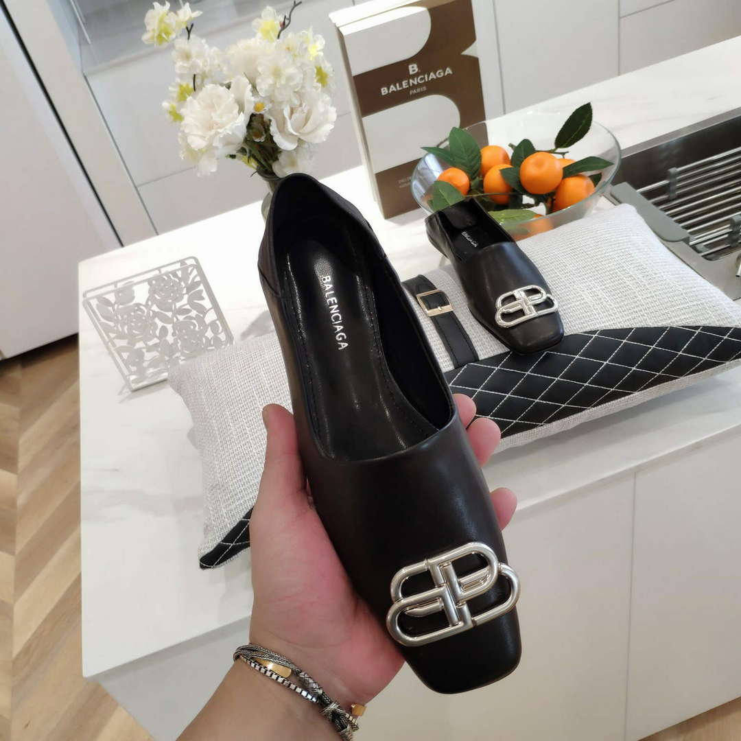 Balenciaga Women’s Shoes BB Sign Sandal B77579 Balenciaga Women’s Shoes Bb Sign Sandal B77579