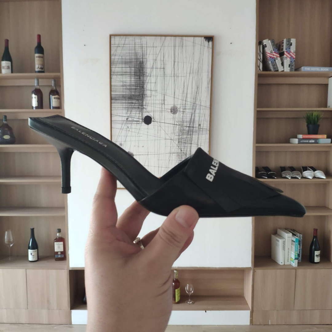 Balenciaga Women’s Shoes Fashion Mules B77571 Balenciaga Women’s Shoes Fashion Mules B77571