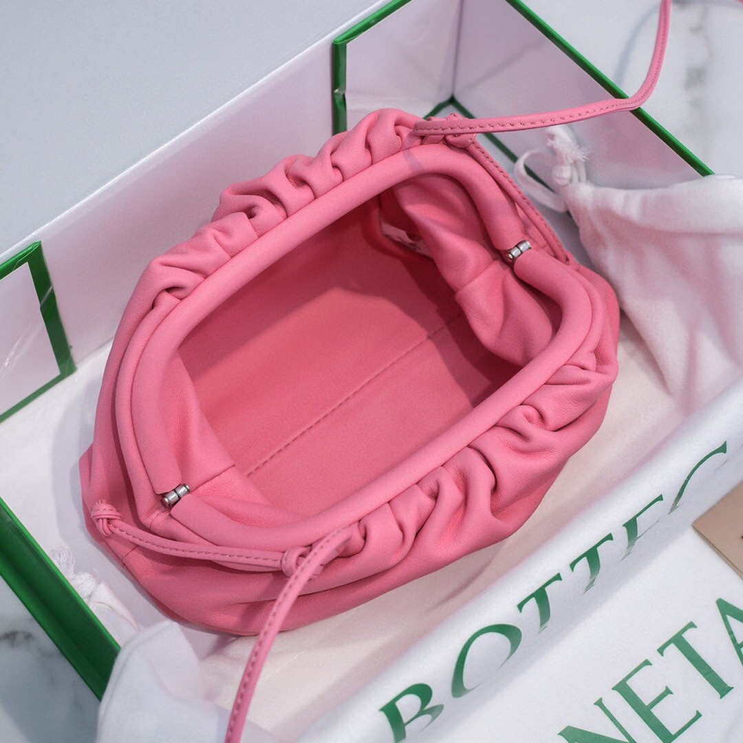 Bottega Veneta 585852 BV Mini Pouch Pink Bag Bottega Veneta 585852 Bv Mini Pouch Pink Bag