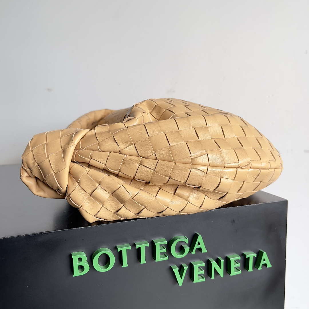 Bottega Veneta BV 600263 Medium Jodie Bag Apricot Bottega Veneta Bv 600263 Medium Jodie Bag Apricot