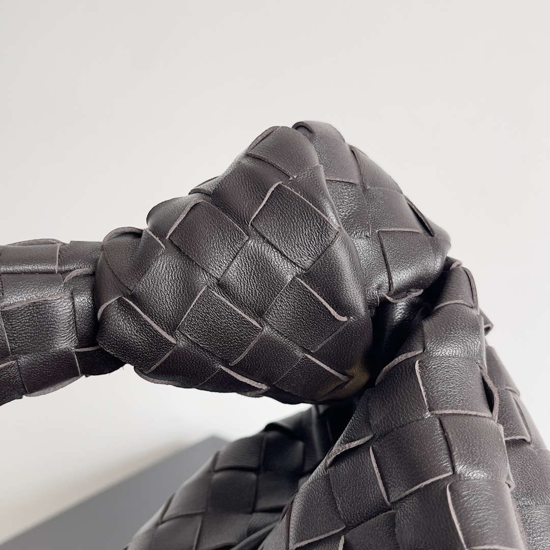 Bottega Veneta BV 600263 Medium Jodie Bag Dark Brown Bottega Veneta Bv 600263 Medium Jodie Bag Dark Brown