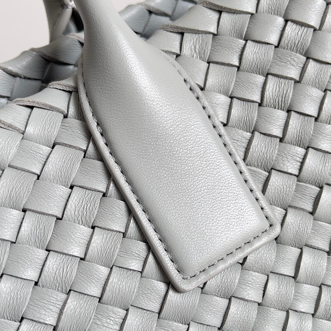 Bottega Veneta BV 608811 Large Cabat Bag Bv0011 Bottega Veneta Bv 608811 Large Cabat Bag Bv0011