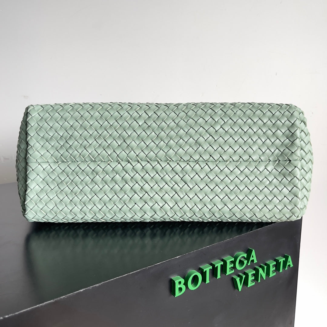 Bottega Veneta BV 608811 Large Cabat Bag Bv0015 Bottega Veneta Bv 608811 Large Cabat Bag Bv0015