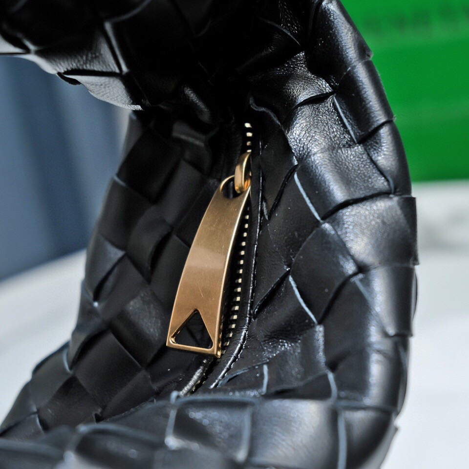 Bottega Veneta BV 651876 mini Jodie Black Gold Bottega Veneta Bv 651876 Mini Jodie Black Gold