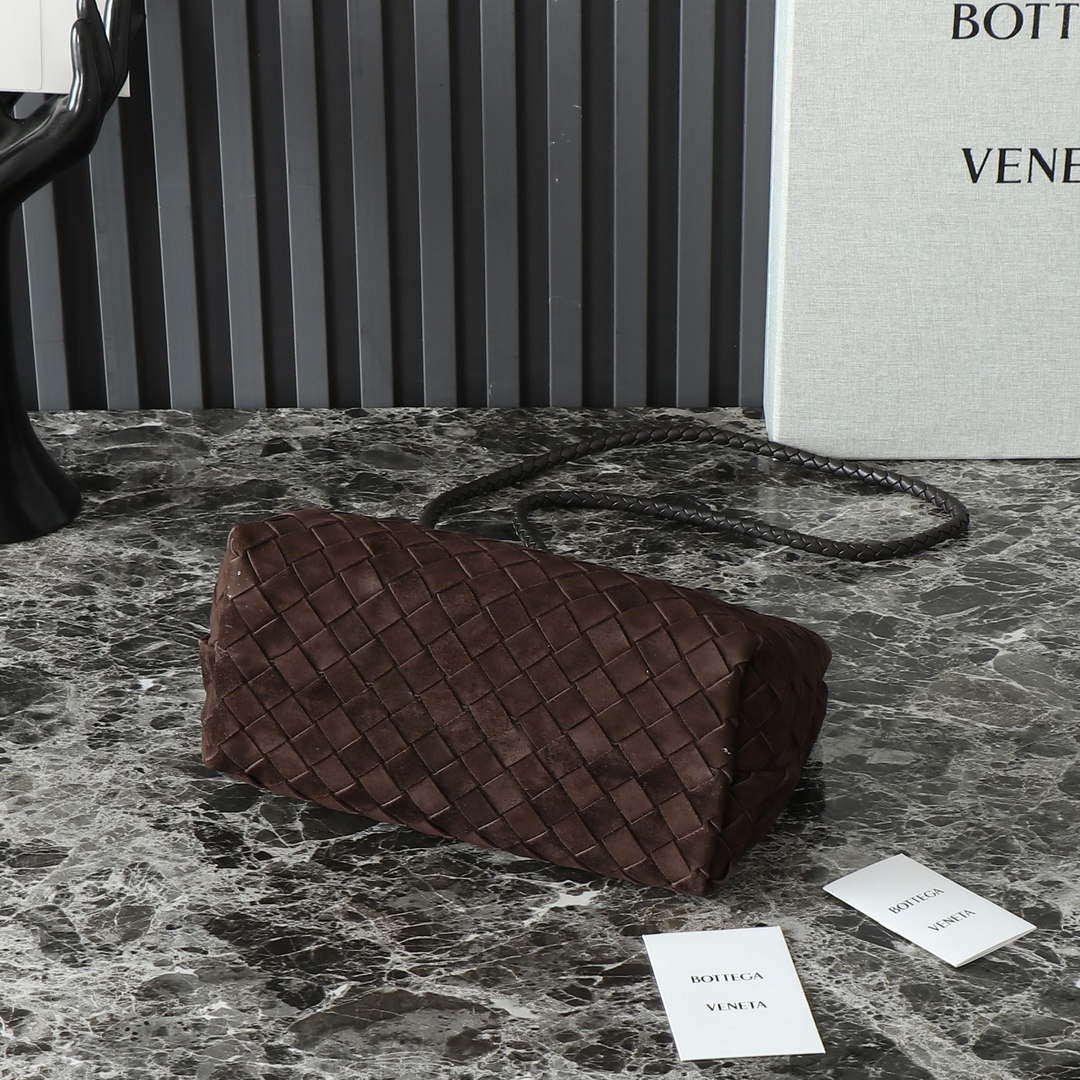 Bottega Veneta BV 743568 Small Andiamo with Suede Bag BV9002 Bottega Veneta Bv 743568 Small Andiamo With Suede Bag Bv9002