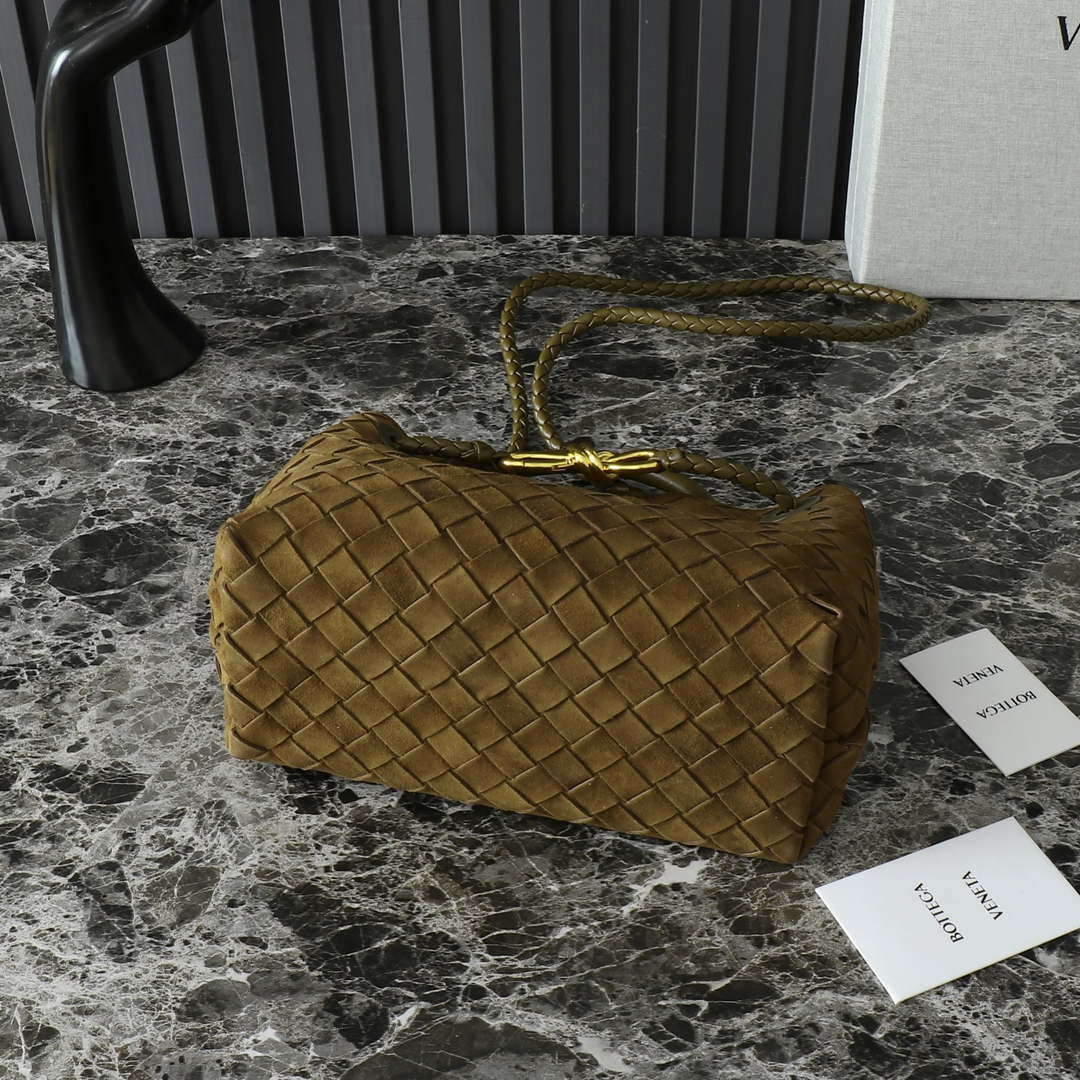 Bottega Veneta BV 743568 Small Andiamo with Suede Bag BV9003 Bottega Veneta Bv 743568 Small Andiamo With Suede Bag Bv9003