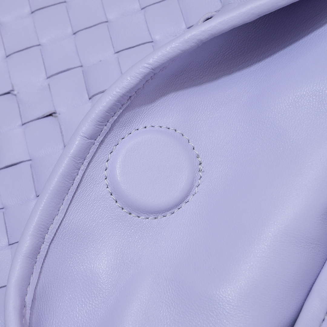 Bottega Veneta BV 763970 Large Hop Fondant Bag Purple Bottega Veneta Bv 763970 Large Hop Fondant Bag Purple