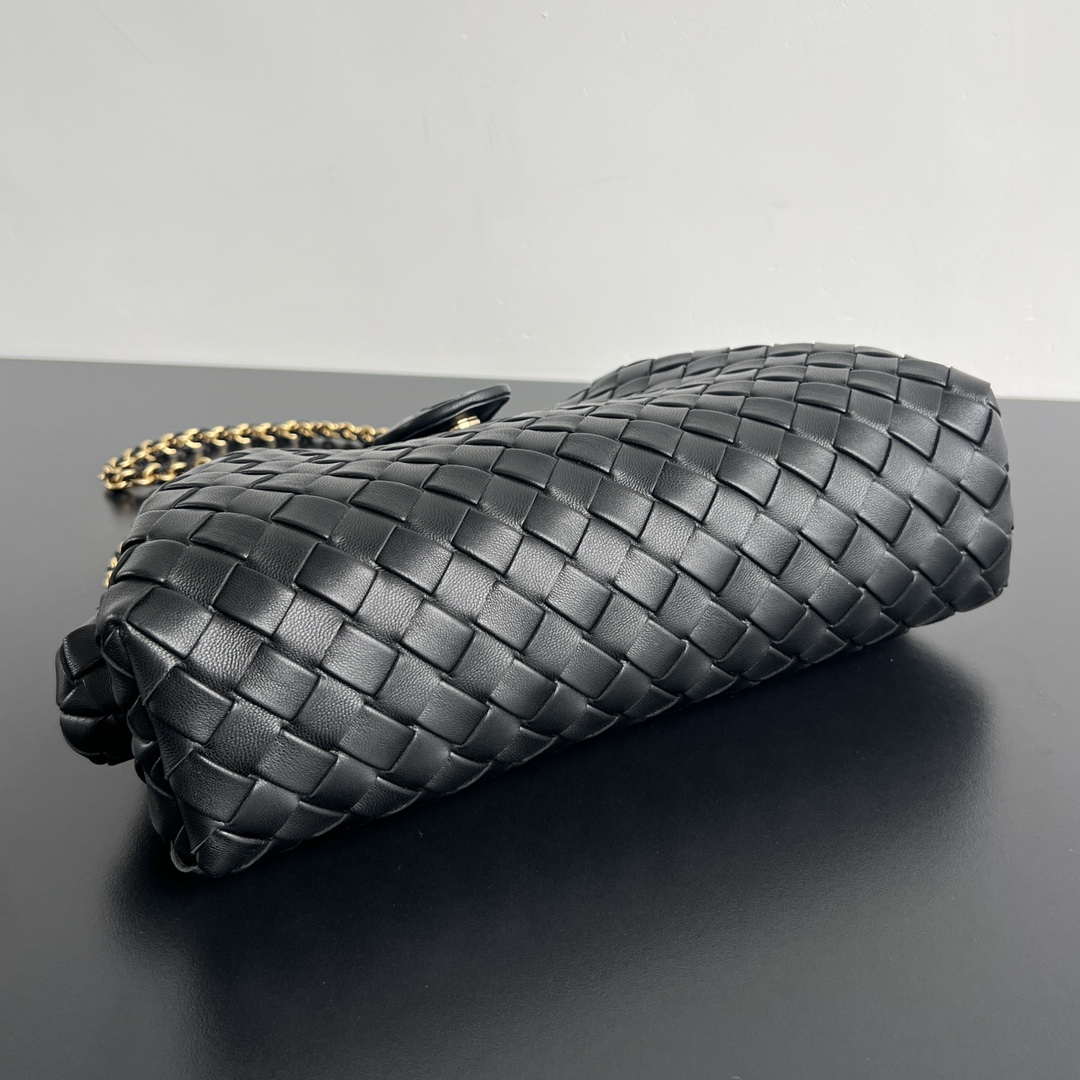 Bottega Veneta BV 785807 Lauren 1980 clutch Bag BV92010 Bottega Veneta Bv 785807 Lauren 1980 Clutch Bag Bv92010