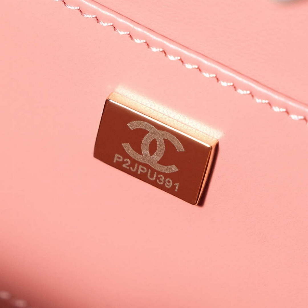 Chanel 25A Autumn and Winter New Vanity Box Lambskin Bag Pink Chanel 25A Autumn And Winter New Vanity Box Lambskin Bag Pink