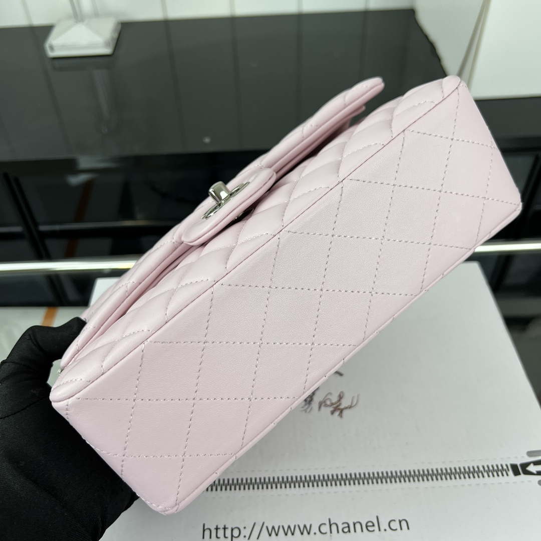 Chanel A01117 Flap Handbag Classic Bag Light Pink Lambskin