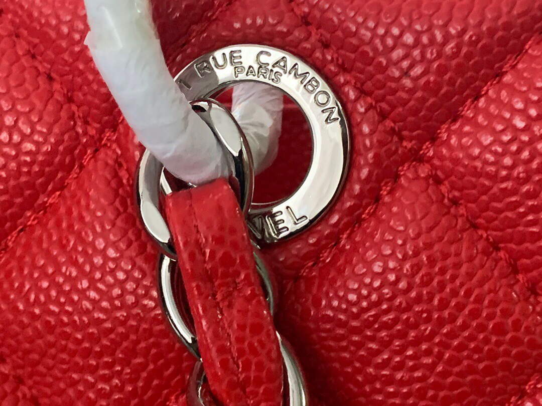 Chanel A50995 Matelasse GST Chain Tote bag caviar Calfskin leather Red Silver Chanel A50995 Matelasse Gst Chain Tote Bag Caviar Calfskin Leather Red Silver