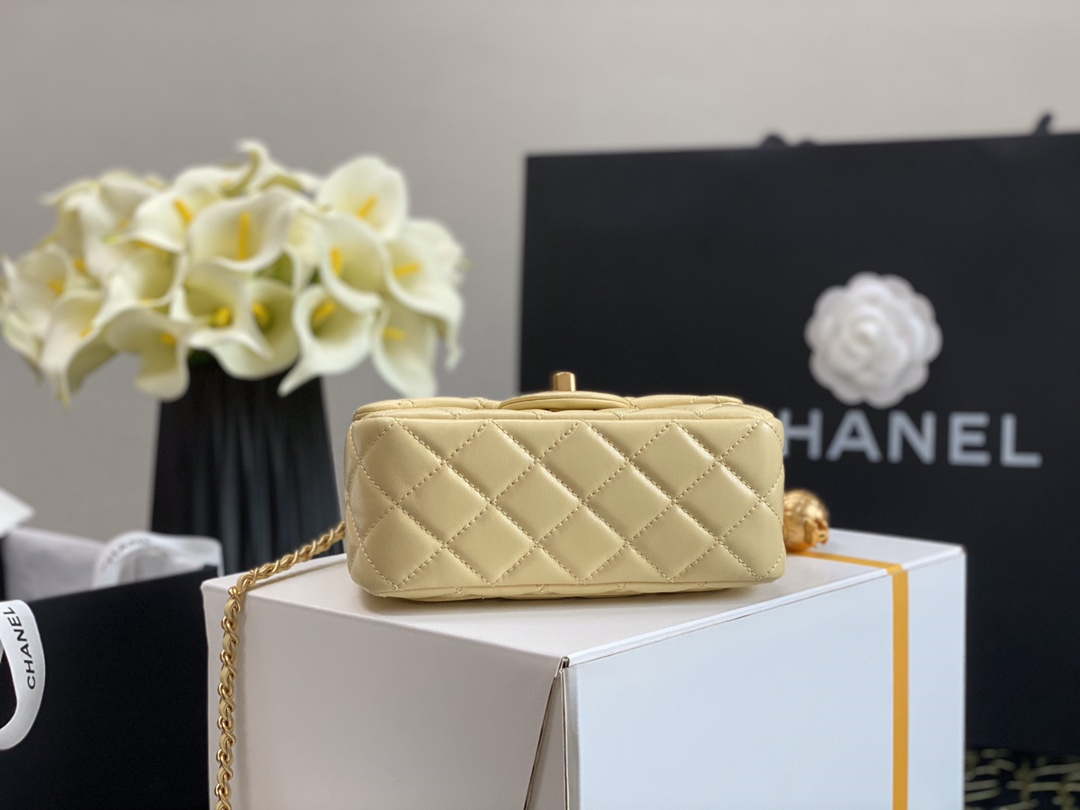 Chanel As1786 Flap Bag NA106 Shoulder Handbag B02916 Lambskin Yellow Chanel As1786 Flap Bag Na106 Shoulder Handbag B02916 Lambskin Yellow