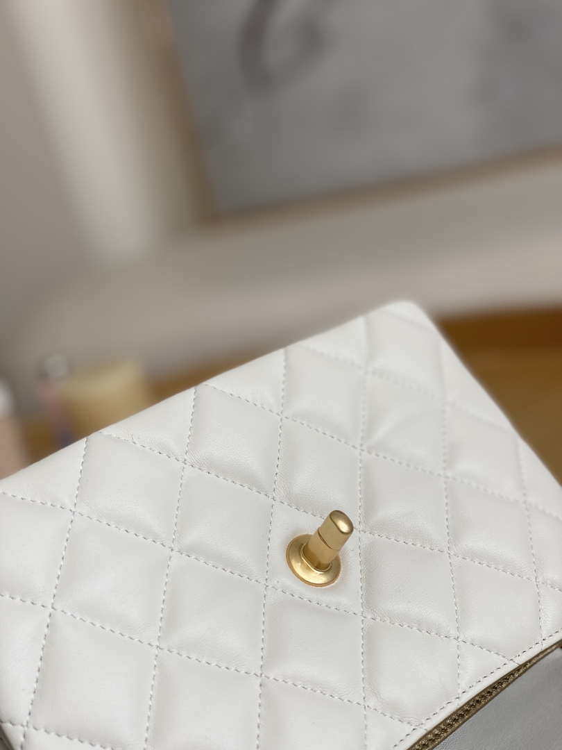 Chanel AS3378 MINI Flap Bag Lambskin White