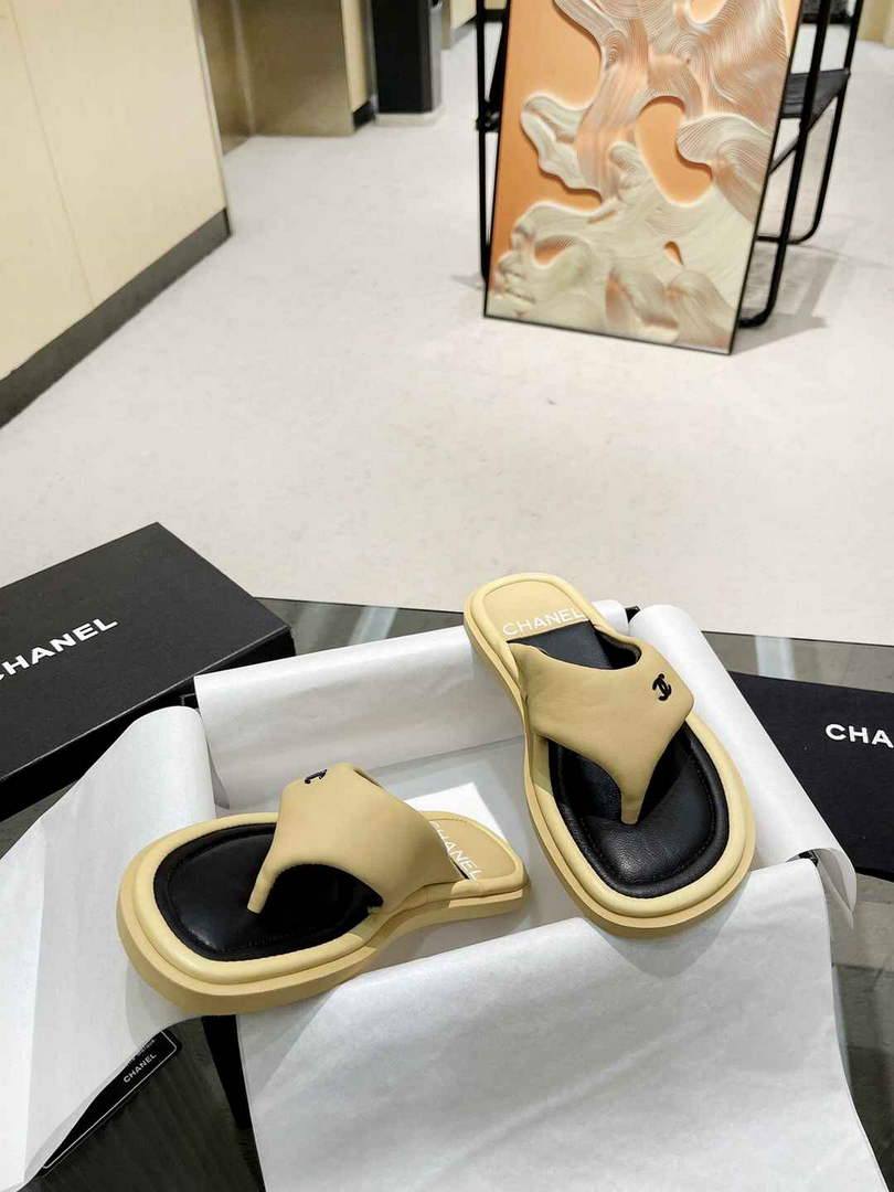 Chanel G38865 Sandals Mules Fabric Women C91182