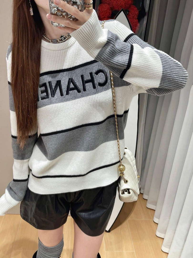 Chanel Women’s Fashion Clothing Sweater CC69156