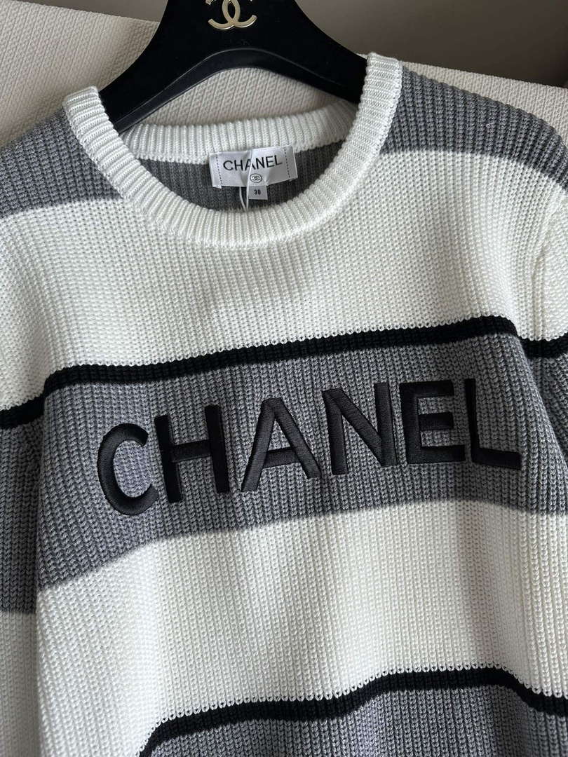 Chanel Women’s Fashion Clothing Sweater CC69156