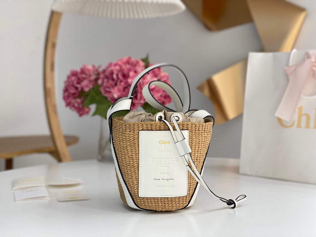 Chloé CHC22SS391G56101 Small Basket Tote Bag White Chloé Chc22Ss391G56101 Small Basket Tote Bag White