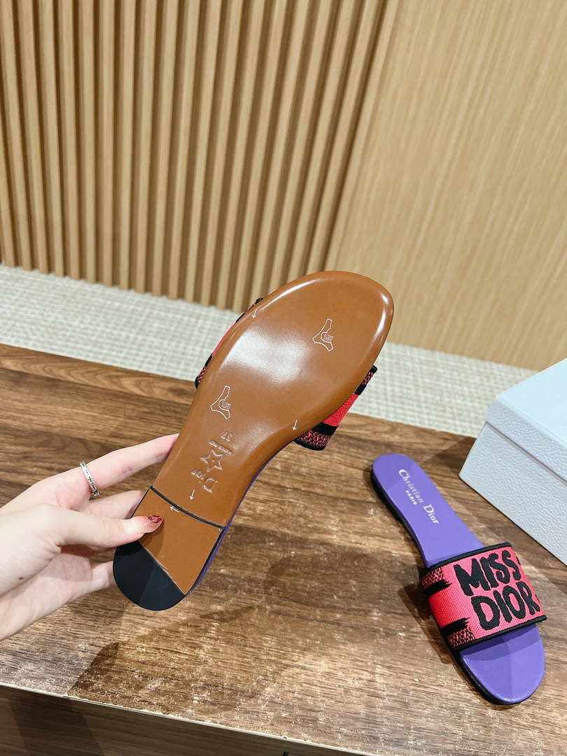 Dior KCO109EZO Dway Slide Embroidered Cotton Miss Dior Allover Motif Shoes D82994 Dior Kco109Ezo Dway Slide Embroidered Cotton Miss Dior Allover Motif Shoes D82994