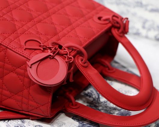 Dior M0565 Medium Lady Dior Cannage Calfskin Bag Red