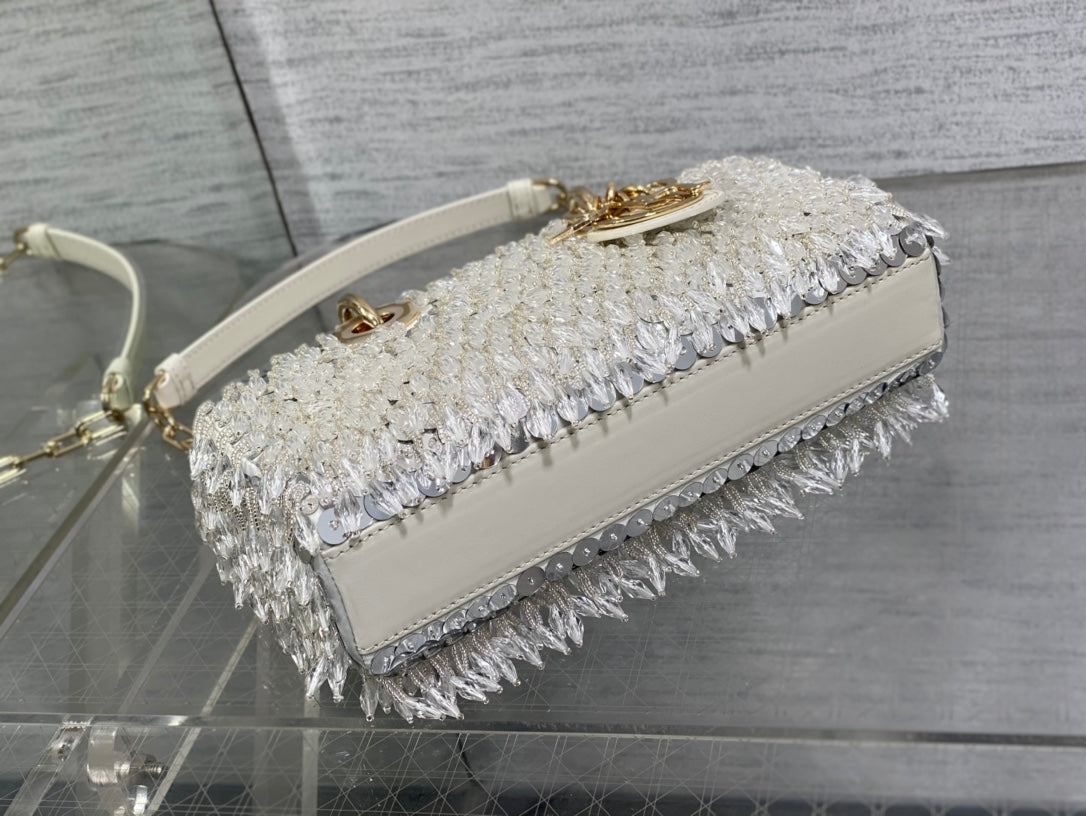Dior M0613 Small Lady D-joy Bag Cannage Lambskin Limited Edition D-Joy Bag Black Fabric Embroidered with Glass-Bead Fringe White