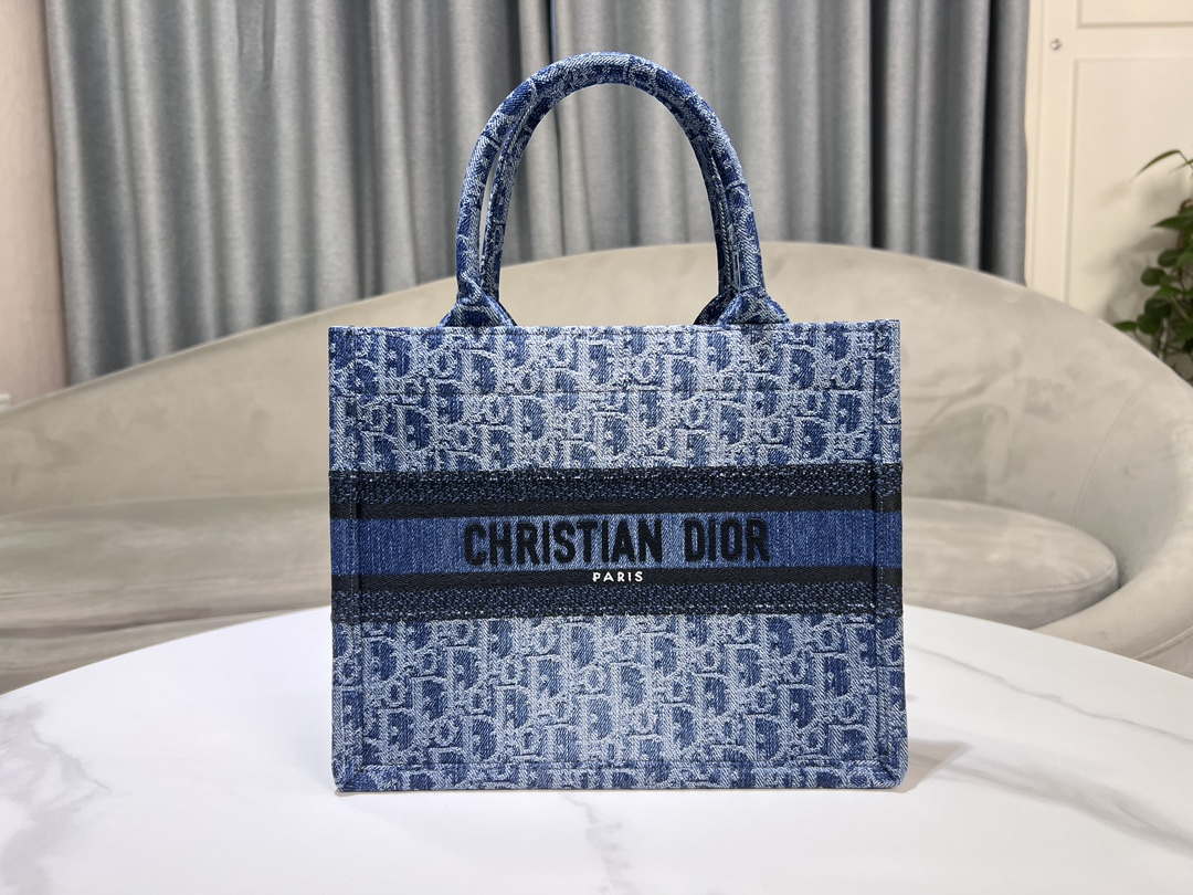 Dior M1296 Medium Dior Book Tote Blue Denim Dior Oblique Jacquard M2014