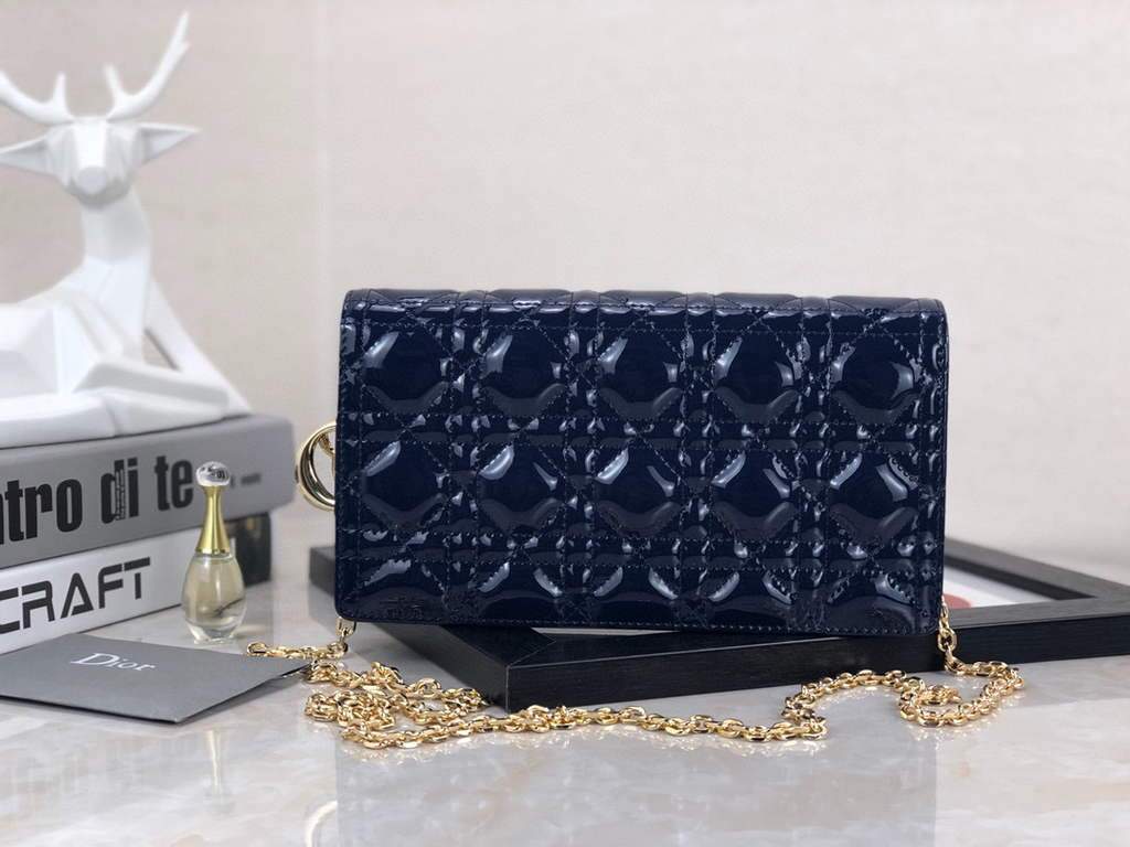 Dior S0204 Lady Dior Pouch Patent Cannage Calfskin Navy Blue