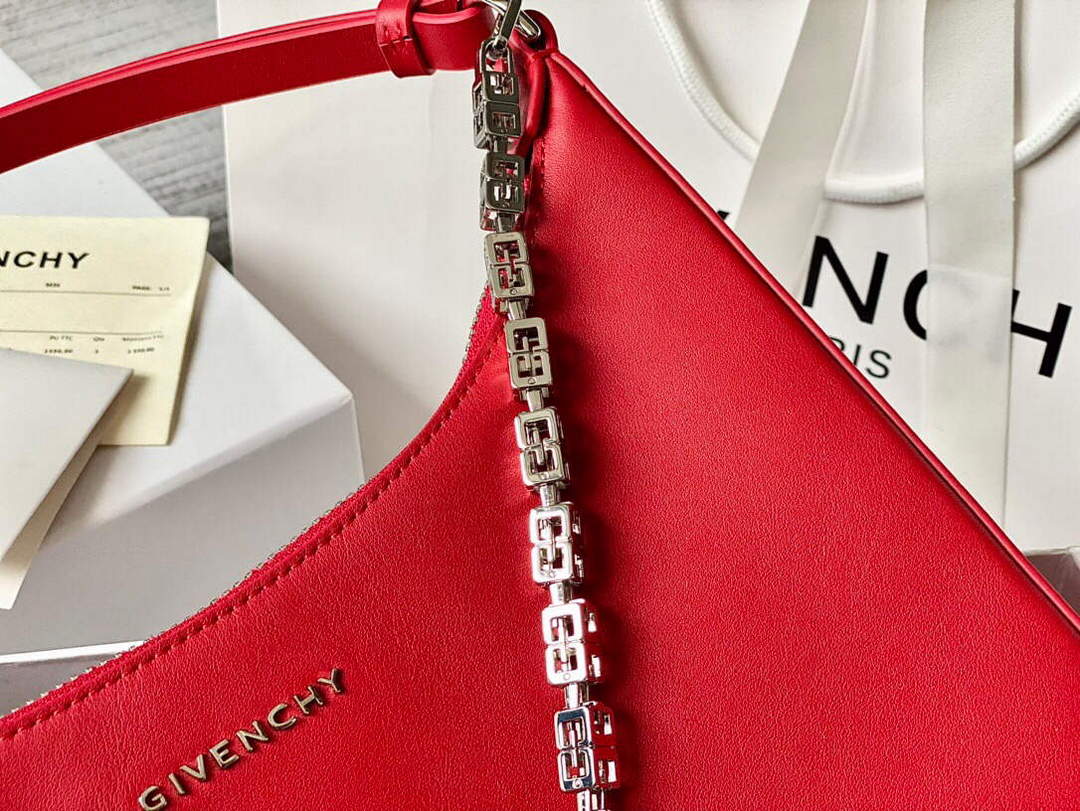 Givenchy BB50LGB1A4 Small Moon Cut Out bag in Leather Red Givenchy Bb50Lgb1A4 Small Moon Cut Out Bag In Leather Red
