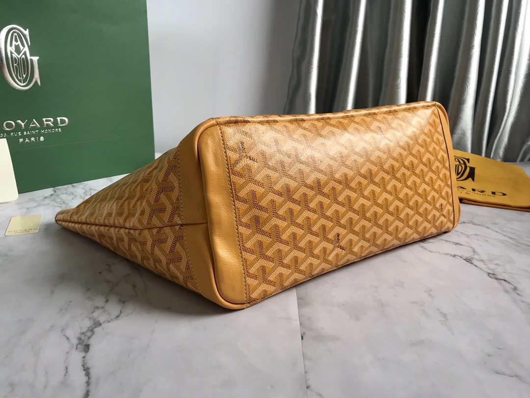 Goyard MMLTY01CL03P Artois MM Bag Yellow