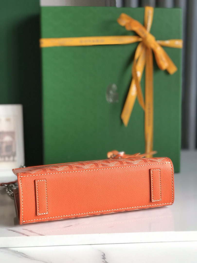 Goyard ROUETSMINTY08CL08P Rouette Structuré Mini Bag Orange