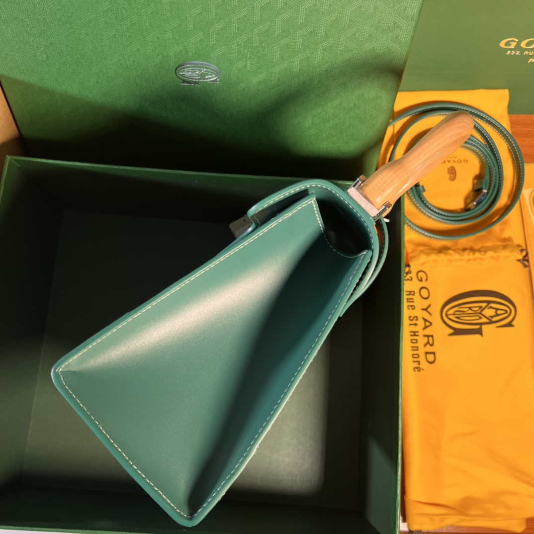 Goyard Sac Saigon Pm Bag BPMLTY07CL07P Green Goyard Sac Saigon Pm Bag Bpmlty07Cl07P Green