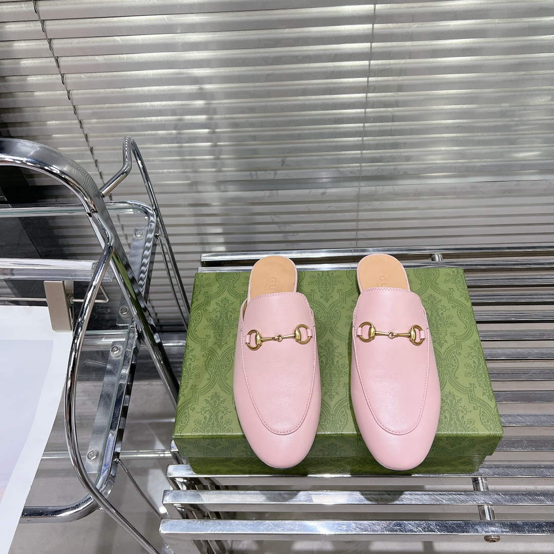 Gucci 423513 Women’s Princetown Leather Slipper G53192