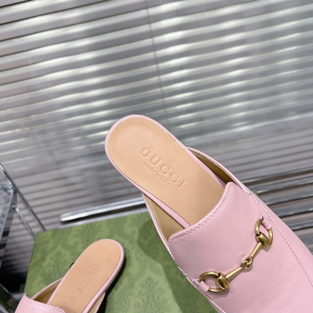 Gucci 423513 Women’s Princetown Leather Slipper G53192