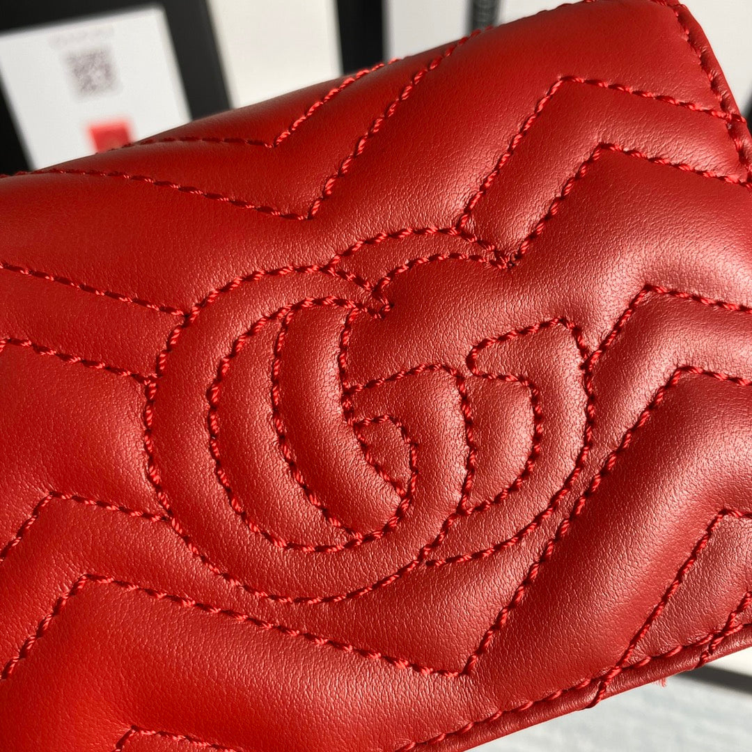 Gucci 466492 GG Marmont card case wallet in Red