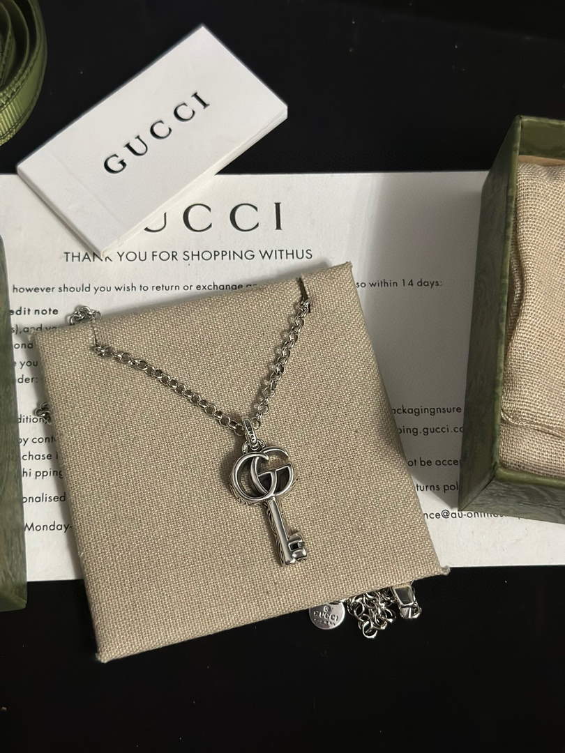 Gucci ??627757 gucci double g key necklace silver Gucci ??627757 Gucci Double G Key Necklace Silver