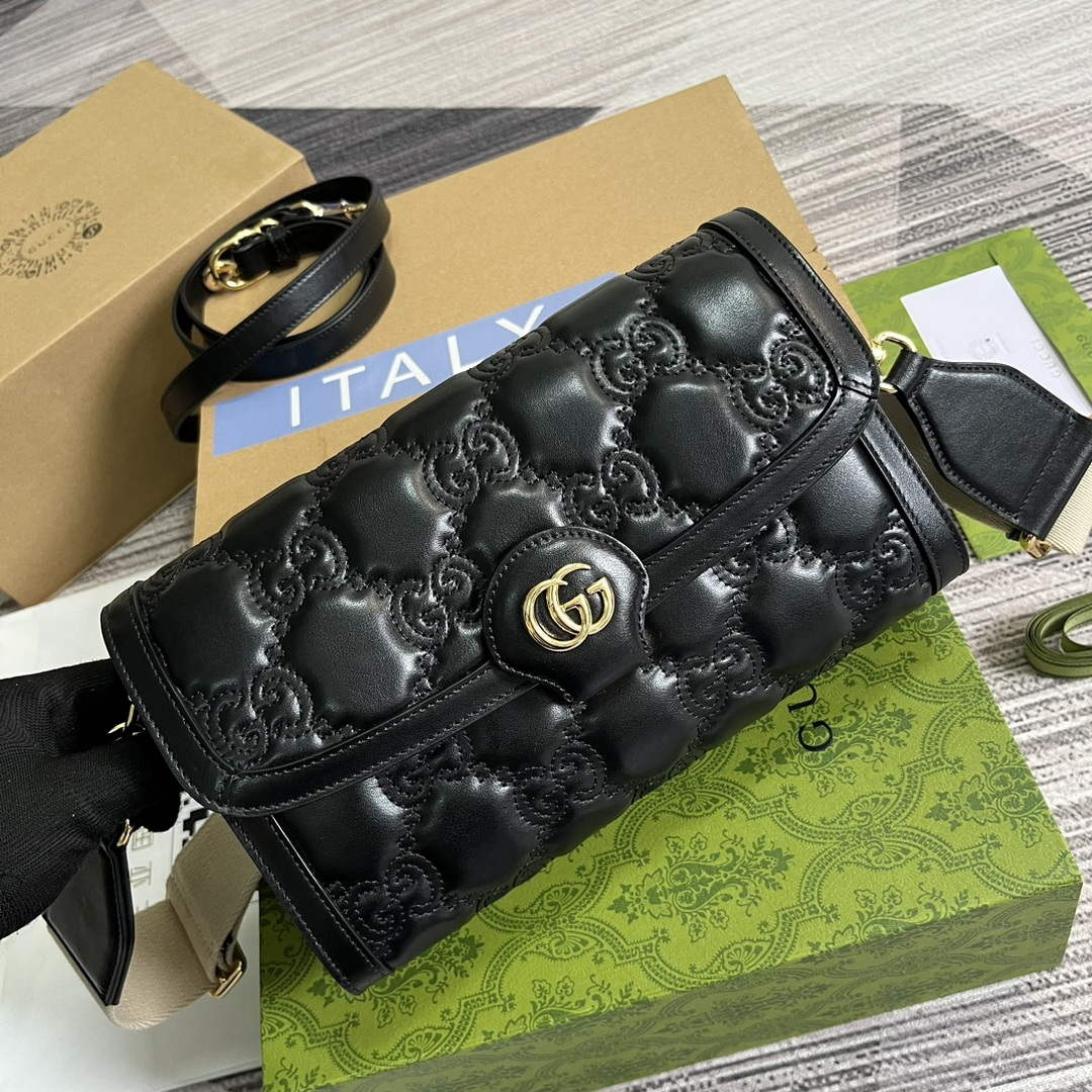 Gucci 724529 GG Matelassé Small Bag Black