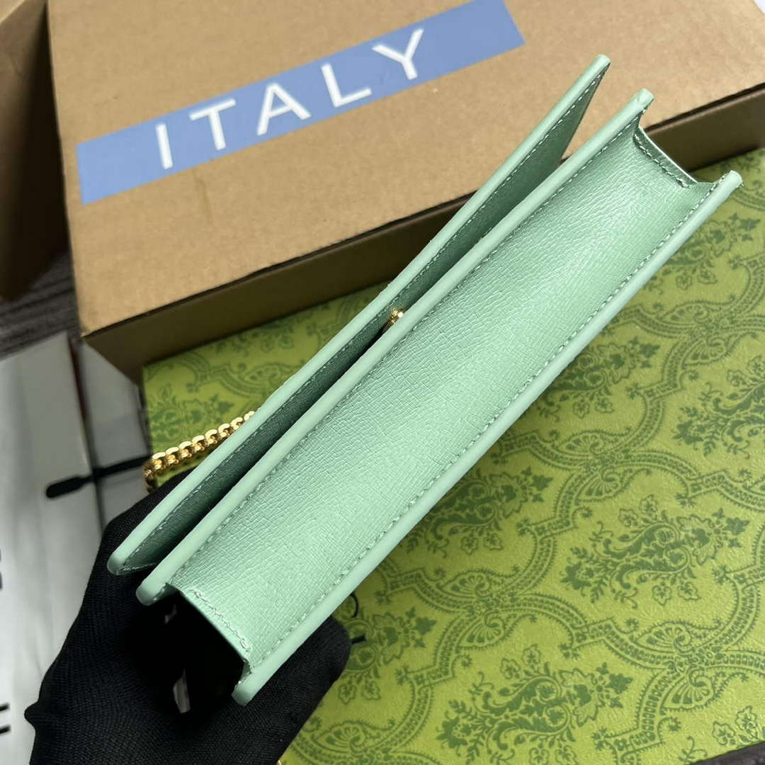Gucci 772643 Chain Wallet With Gucci Script Pale green