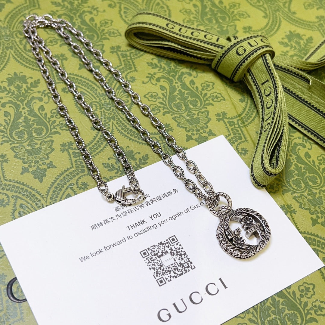 Gucci nterlocking necklace silver G2603174 Gucci Nterlocking Necklace Silver G2603174