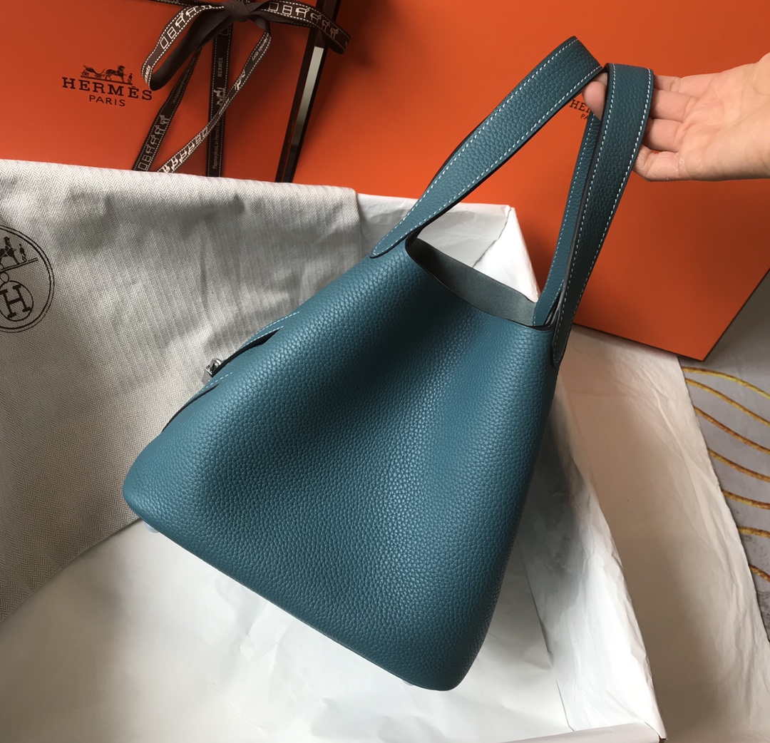 Hermes H056289 Picotin Lock 18 22 Bag H330014