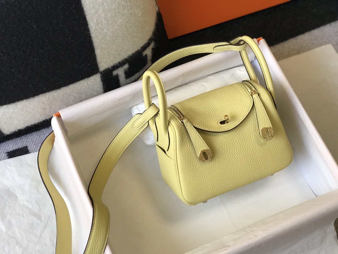 Hermes H079086 Lindy Mini Bag 19cm H231929