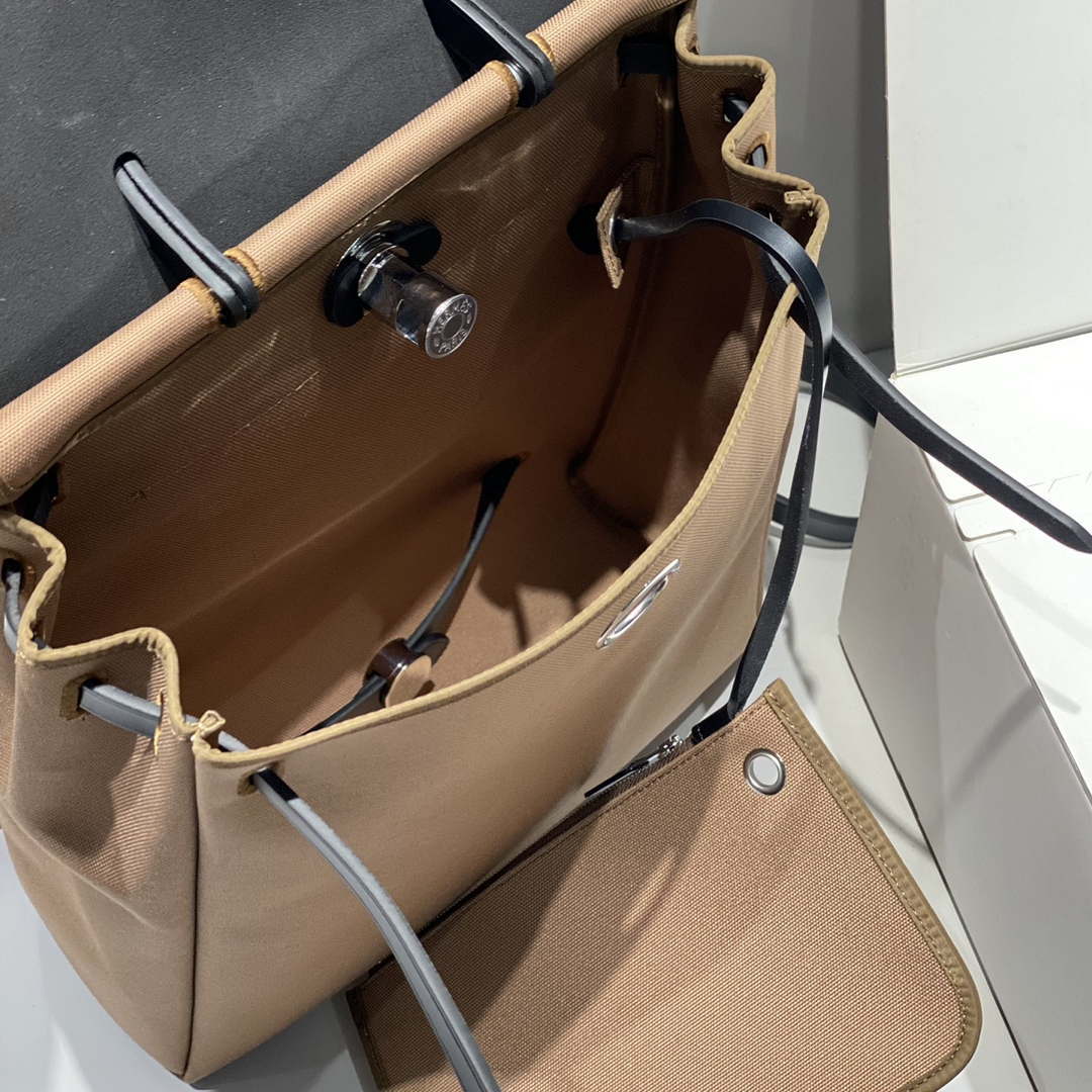 Hermes H084076CKAD A Dos Zip Retourne Herbag Backpack Toile Vache Hunter Ebene H60067