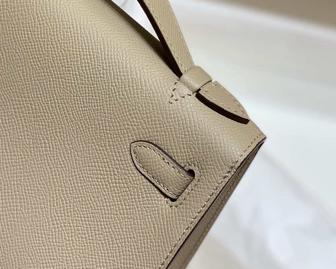 Hermes Mini Kelly Pouchette H230222 Epsom Leather Turtle Dove Grey Hermes Mini Kelly Pouchette H230222 Epsom Leather Turtle Dove Grey