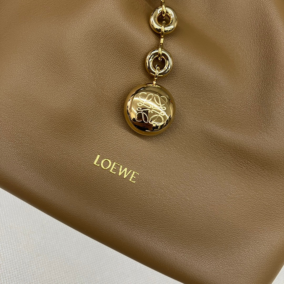 LOEWE A914NCHX01 Small Squeeze bag in nappa lambskin Oak