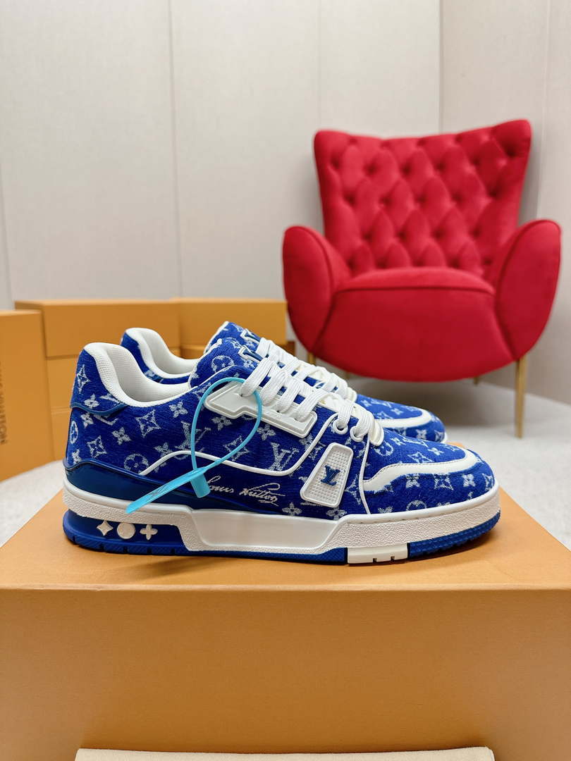Louis Vuitton 1ABNJP Men Women’s LV Trainer Sneaker L62481