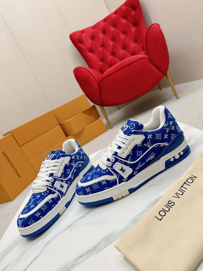 Louis Vuitton 1ABNJP Men Women’s LV Trainer Sneaker L62481