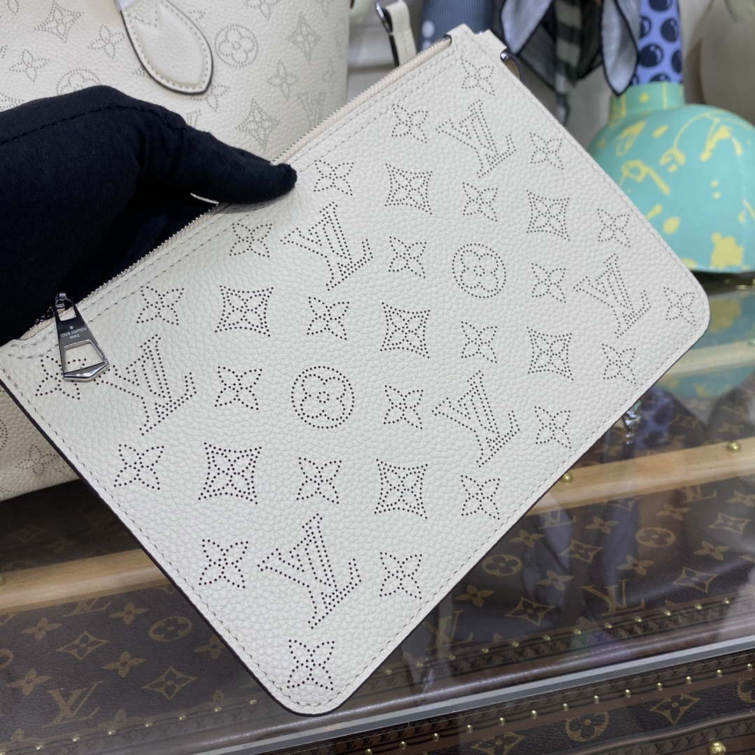 Louis Vuitton Blossom MM Mahina Tote Bag LV M21851 Beige Louis Vuitton Blossom Mm Mahina Tote Bag Lv M21851 Beige