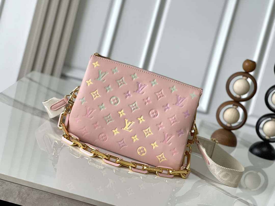 Louis Vuitton LV M11726 Coussin PM Handbag lambskin Jasmine Pink