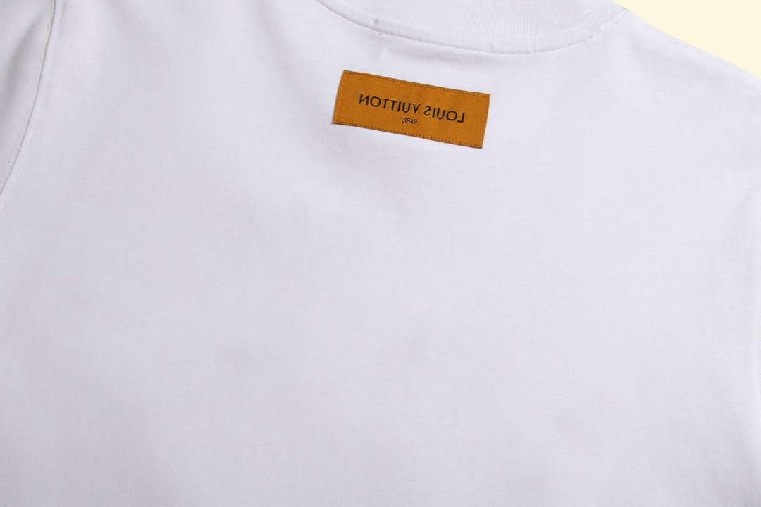 Louis Vuitton Men’s Women’s Short Sleeve T-shirt L36823