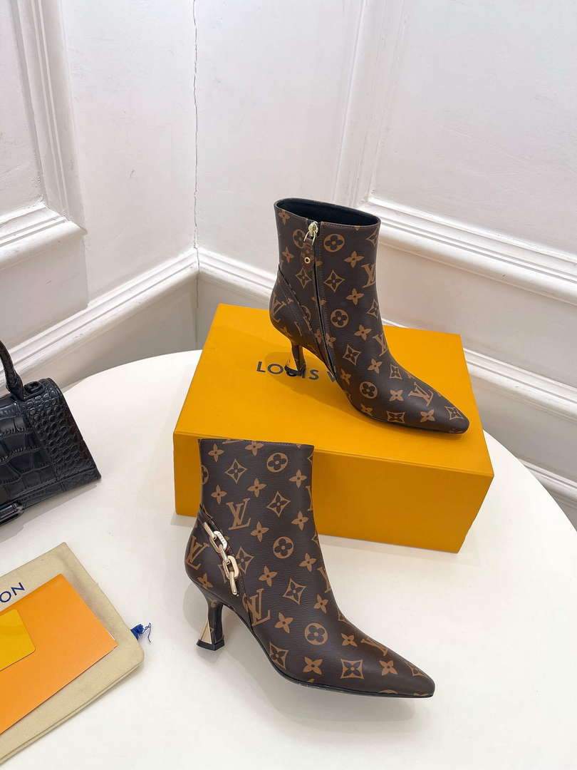 LV 1ACAKQ Louis Vuitton Women’s Shoes Sparkle Ankle Boots L75203