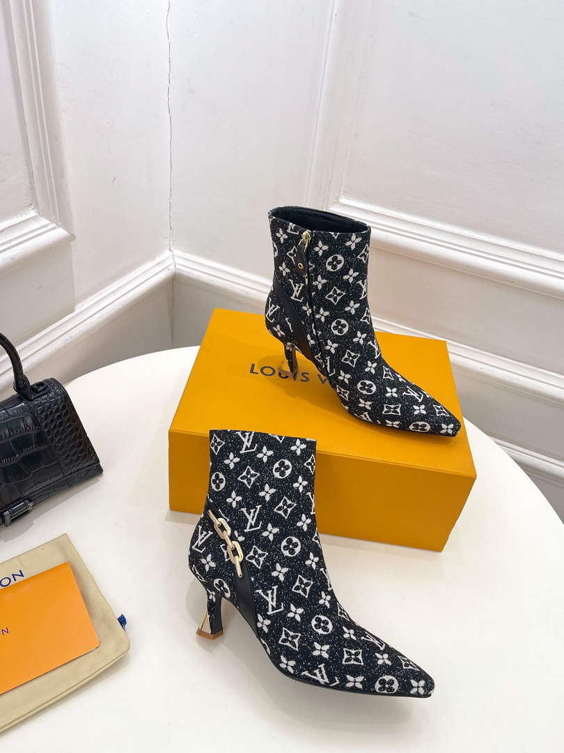 LV 1ACAKQ Louis Vuitton Women’s Shoes Sparkle Ankle Boots L75205